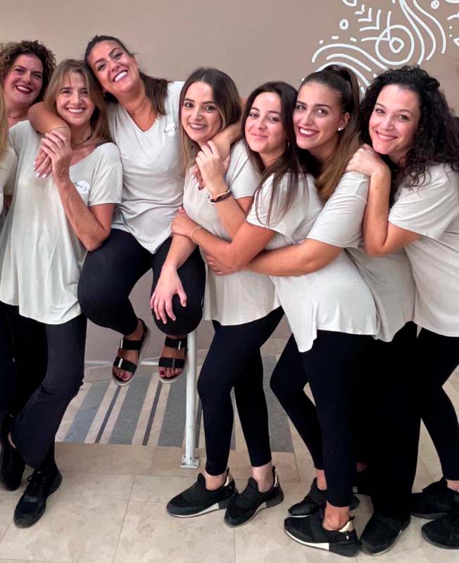 El equipo de Salones Agua Viva
