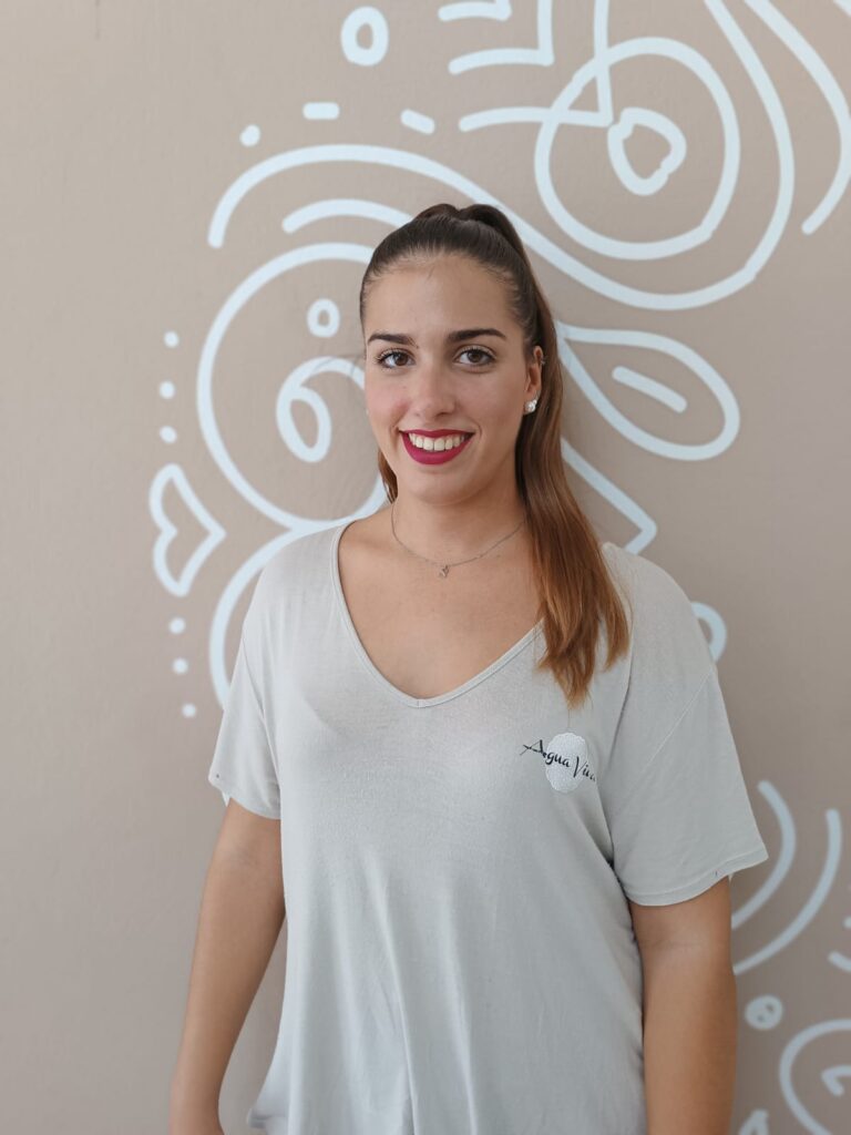 Vanessa, Trenzas y peinado en Salones Agua Viva